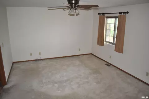 6899 Riverview Rd, Thomson, IL 61285 photo 9