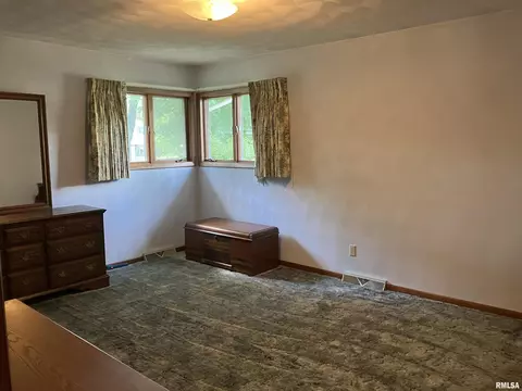 200 S Main St, Annawan, IL 61234 photo 18