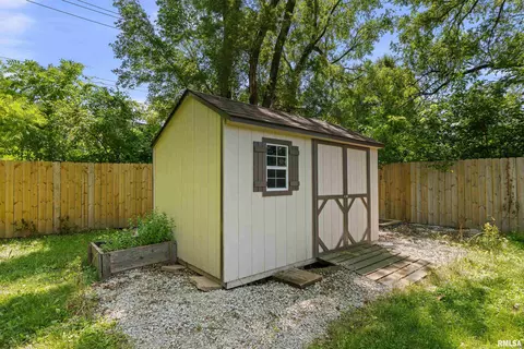 4302 21st Ave, Moline, IL 61265 photo 33