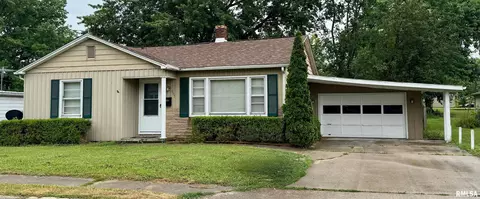 905 W Boulevard St, Marion, IL 62959