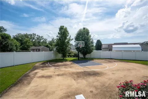 400 Eric Dr, Herrin, IL 62948 photo 31