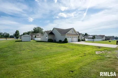 400 Eric Dr, Herrin, IL 62948 photo 36