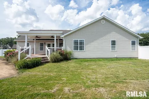 400 Eric Dr, Herrin, IL 62948 photo 34