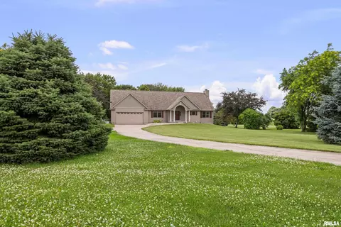 1720 Big Island Pkwy, Rock Island, IL 61201
