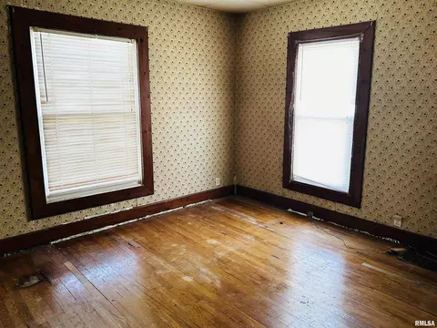 1812 11th Ave, Moline, IL 61265 photo 9