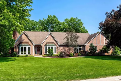 2700 11th Street Ct, Moline, IL 61265