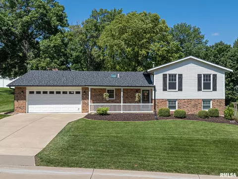 2504 N Blanchard St, Davenport, IA 52804