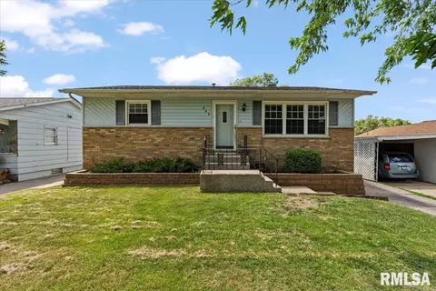 903 5th St, Colona, IL 61241