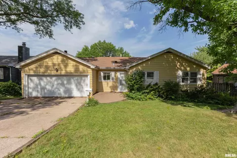 2518 13th St, Rock Island, IL 61201