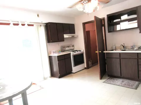 428 5th St E, Milan, IL 61264 photo 7