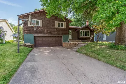 1602 W George Washington Blvd, Davenport, IA 52804