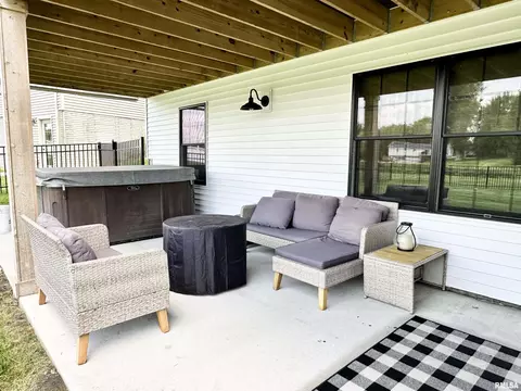 582 E Mill St, Kewanee, IL 61443 photo 50