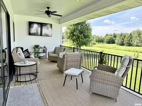 582 E Mill St, Kewanee, IL 61443 photo 53