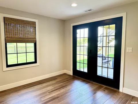 582 E Mill St, Kewanee, IL 61443 photo 48