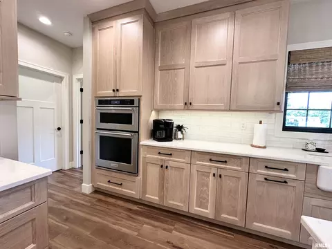 582 E Mill St, Kewanee, IL 61443 photo 19