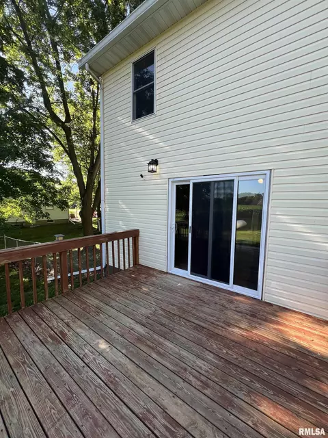 1813 16th Ave, Viola, IL 61486 photo 8