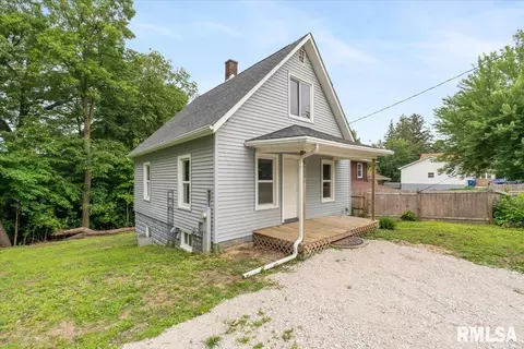 619 51st St, Moline, IL 61265 photo 4