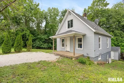 619 51st St, Moline, IL 61265 photo 3