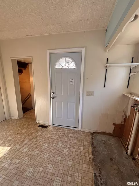 324 S Cottage St, Kewanee, IL 61443 photo 17