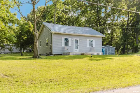 504 E Vermont St, Carterville, IL 62918