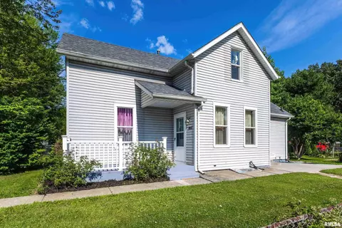 1502 W 6th St, Davenport, IA 52802