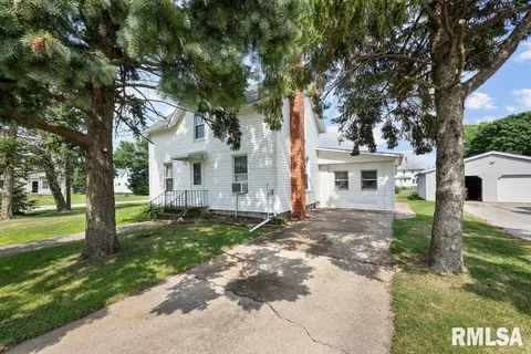 202 Washington Ave, Osco, IL 61274 photo 3