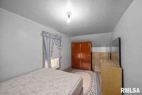 202 Washington Ave, Osco, IL 61274 photo 20