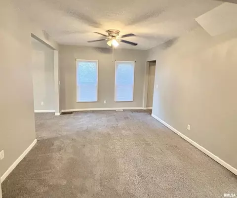 616 1st Ave, Silvis, IL 61282 photo 9