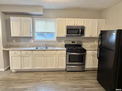 616 1st Ave, Silvis, IL 61282 photo 10
