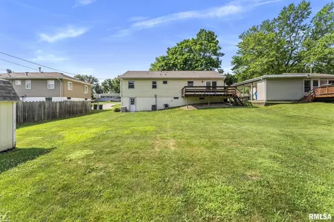 4727 27th Ave, Moline, IL 61265 photo 6