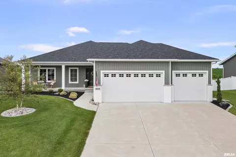 5835 Pigeon Creek Rd, Bettendorf, IA 52722