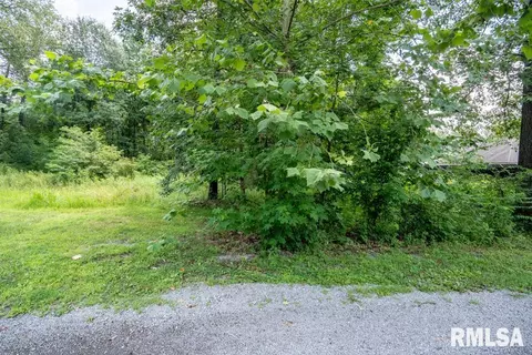 2502 Joel Dr, Herrin, IL 62948