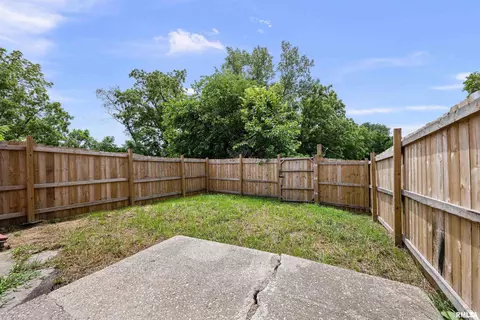 404 5th St, Sherrard, IL 61281 photo 3
