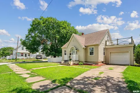 340 23rd Ave, Moline, IL 61265 photo 2