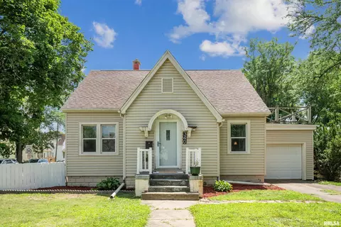 340 23rd Ave, Moline, IL 61265