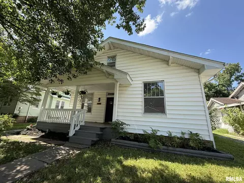 2111 Pine St, Murphysboro, IL 62966 photo 2