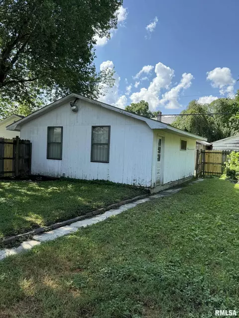 2111 Pine St, Murphysboro, IL 62966 photo 5