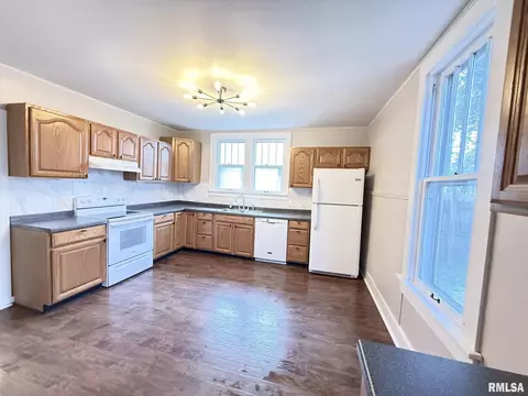 2111 Pine St, Murphysboro, IL 62966 photo 10