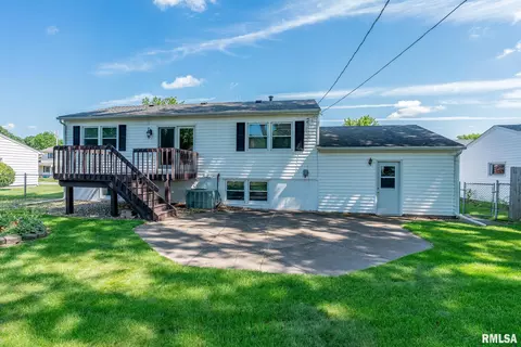 4718 19th Ave, Moline, IL 61265 photo 18