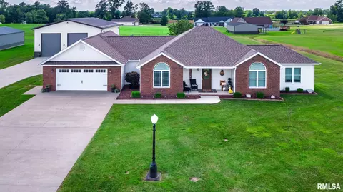 6209 Arbuckle Ln, Marion, IL 62959