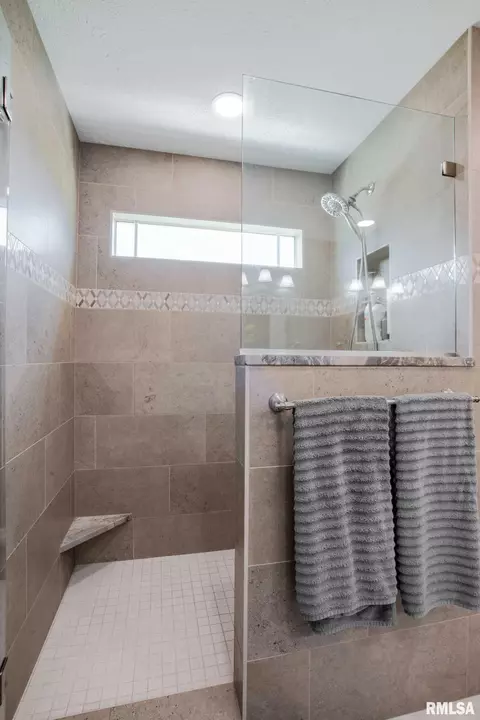 6209 Arbuckle Ln, Marion, IL 62959 photo 17