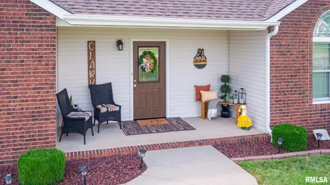 6209 Arbuckle Ln, Marion, IL 62959 photo 2