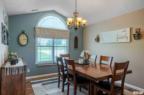 6209 Arbuckle Ln, Marion, IL 62959 photo 13