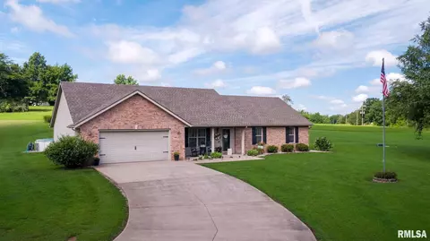 15381 Dwina Rd, Pittsburg, IL 62974