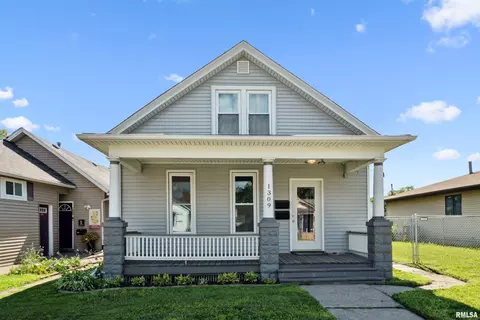 1309 30th St, Rock Island, IL 61201