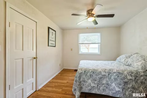 1011 25th St, Moline, IL 61265 photo 12