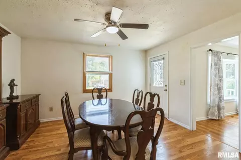 1011 25th St, Moline, IL 61265 photo 10
