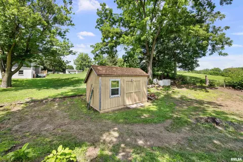 1206 14th St, Viola, IL 61486 photo 46