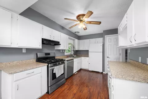1206 14th St, Viola, IL 61486 photo 13