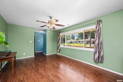 1206 14th St, Viola, IL 61486 photo 7